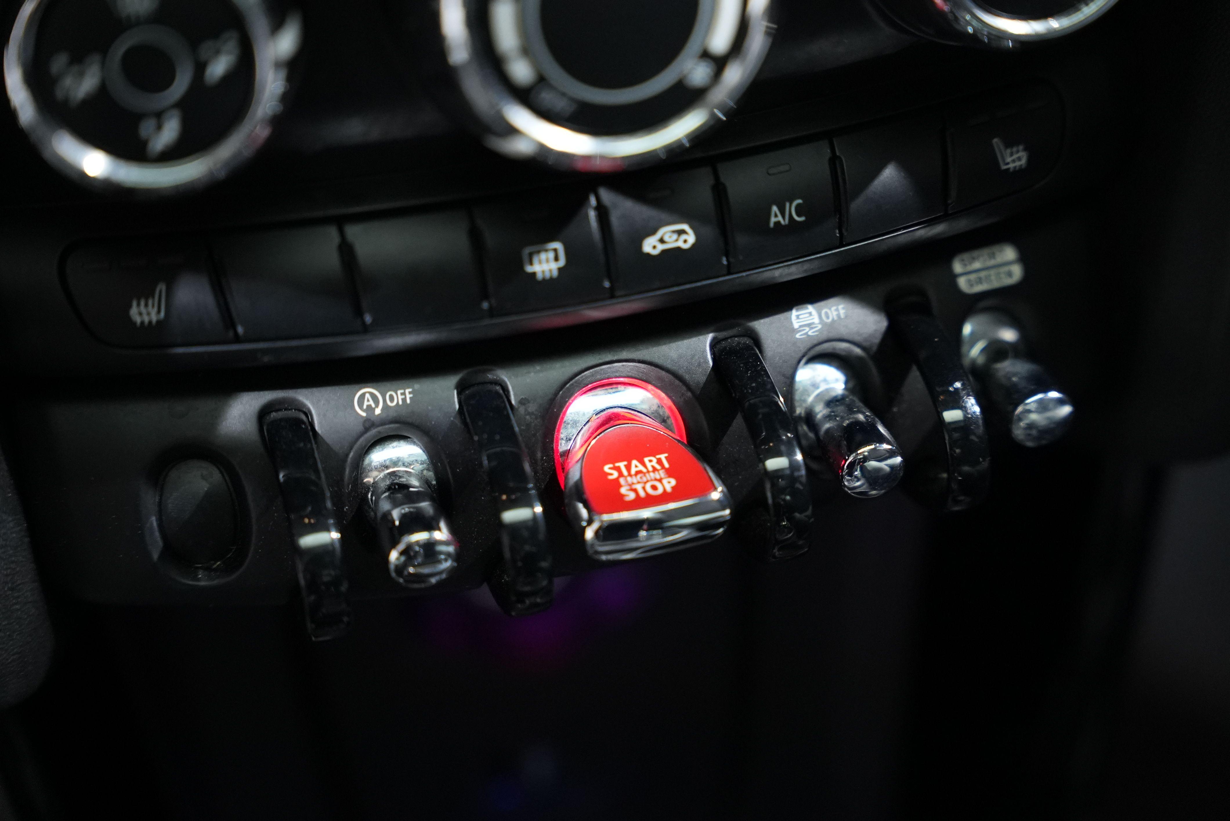 Mini Hatch 2020 thumb 12