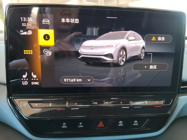 Volkswagen ID.4 2022 thumb 2