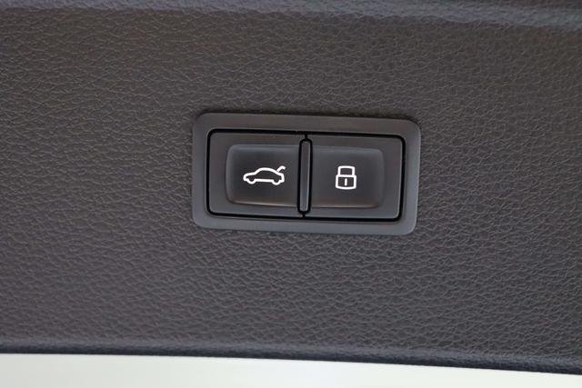 Audi Q5 2023 thumb 8