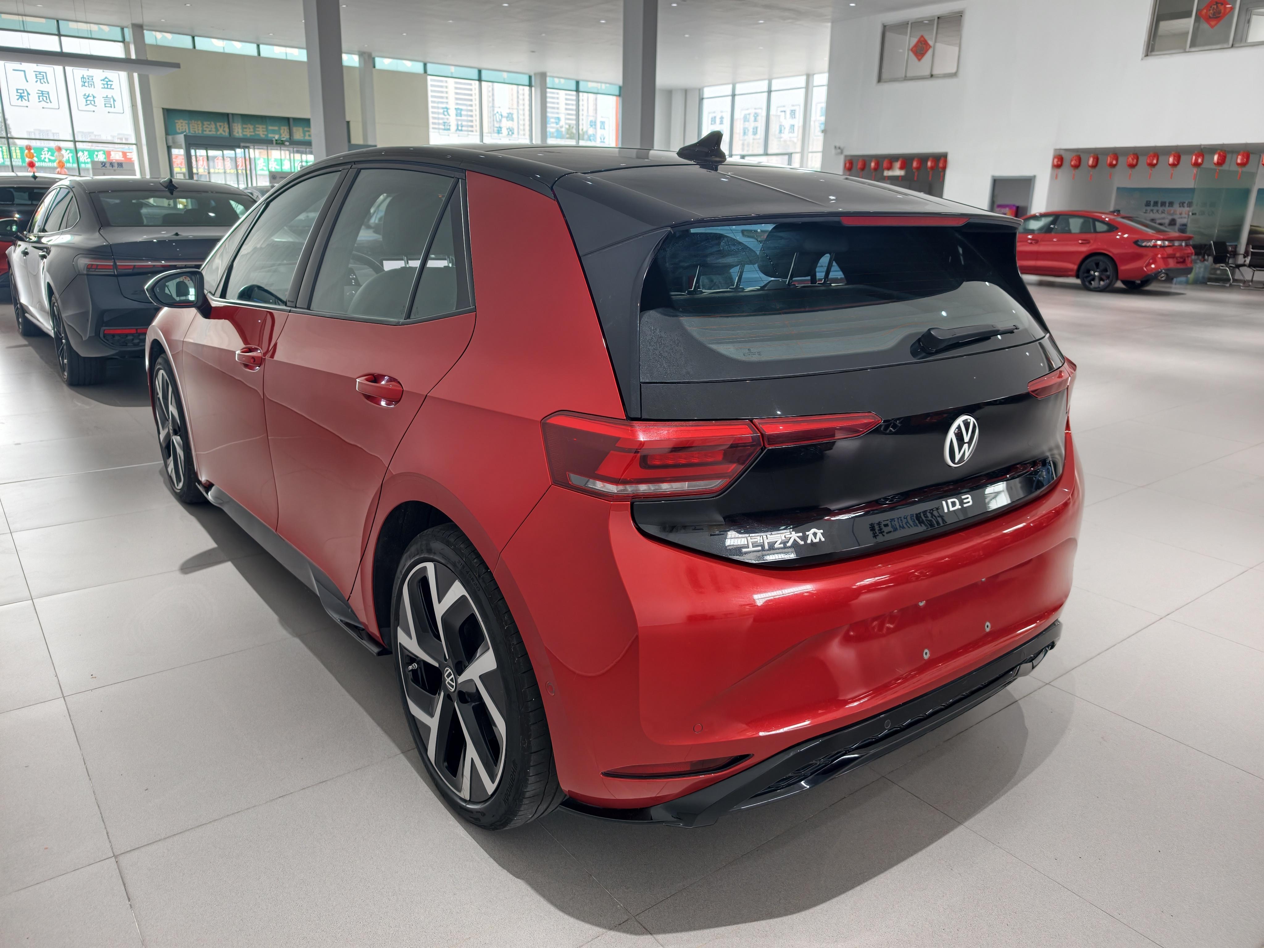 Volkswagen ID.3 2026 thumb 2