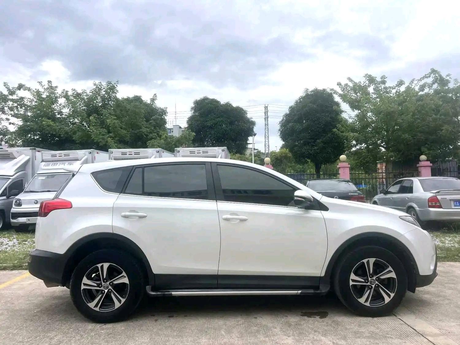 Toyota RAV4 2015 thumb 4