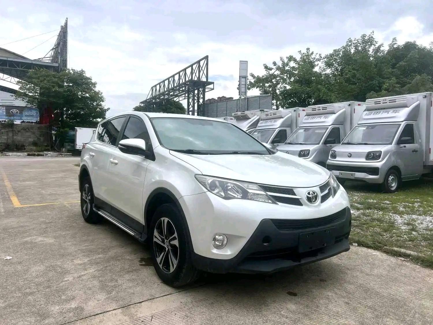 Toyota RAV4 2015 thumb 11