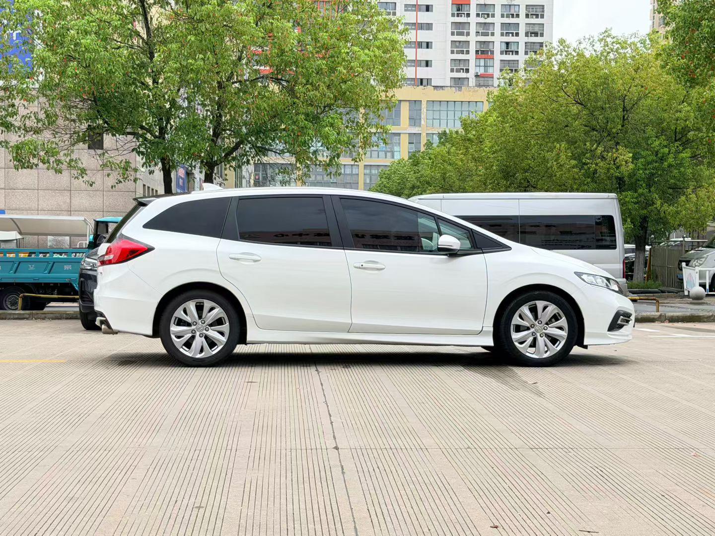 Honda Jade 2017 thumb 4