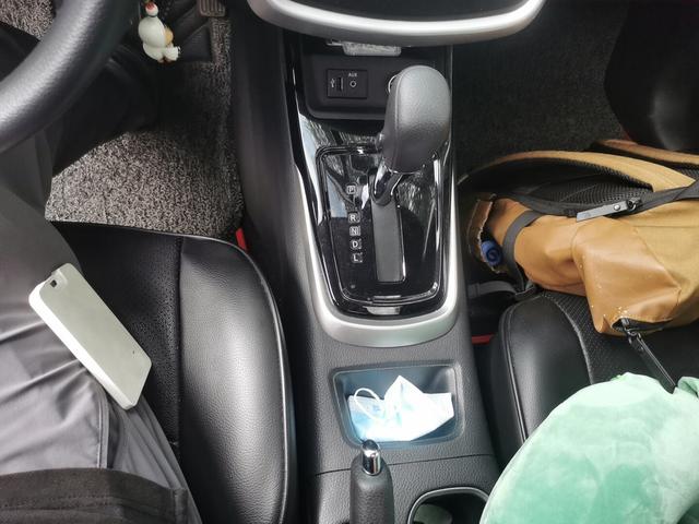 Nissan Tiida 2021 thumb 7