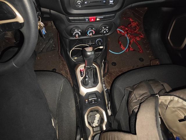Jeep Renegade 2016 thumb 7