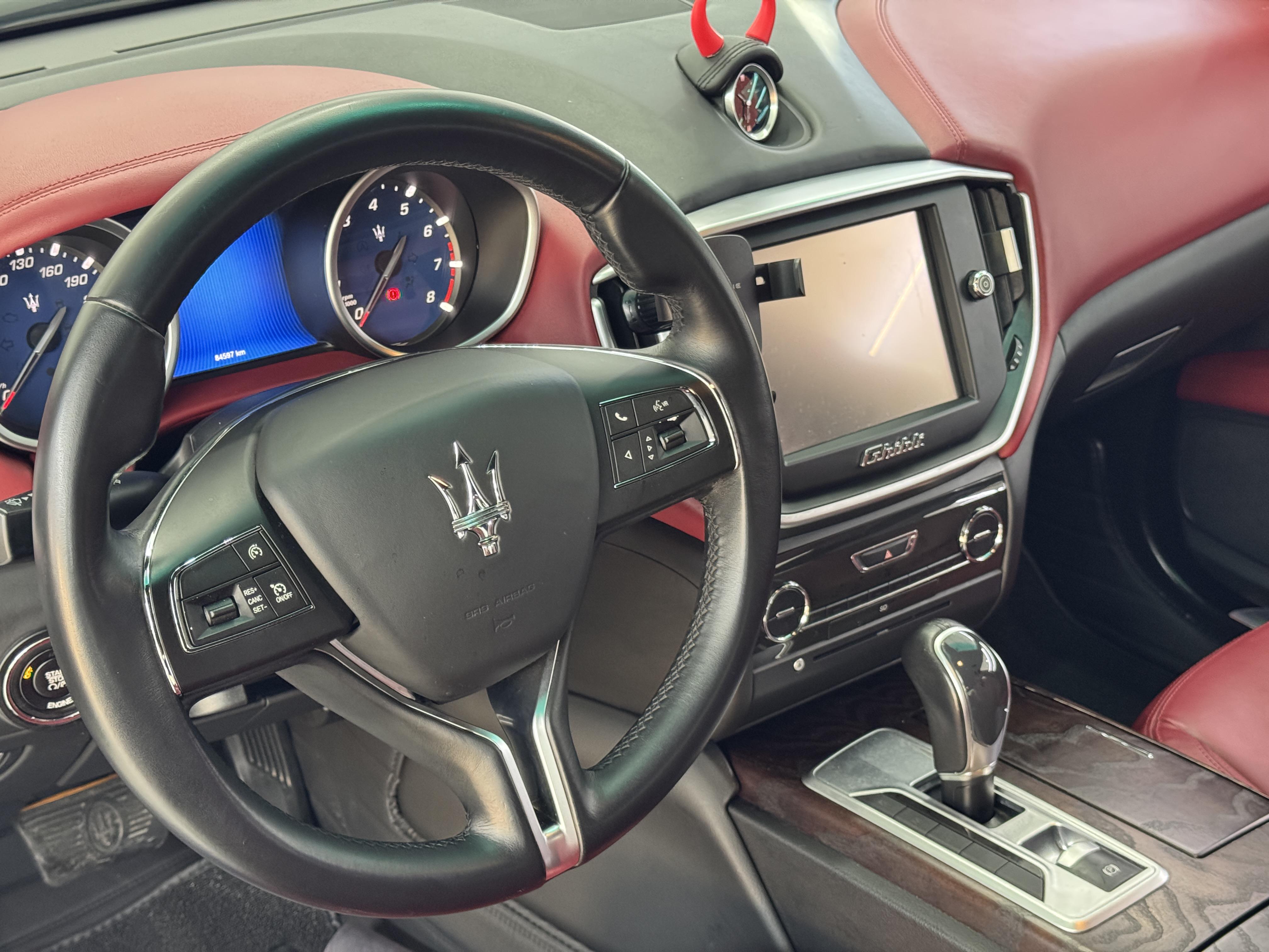 Maserati Ghibli 2014 thumb 4