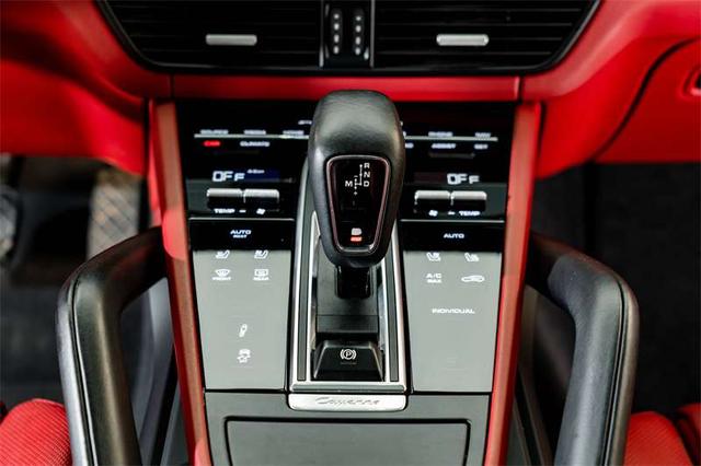 Porsche Cayenne 2023 thumb 10