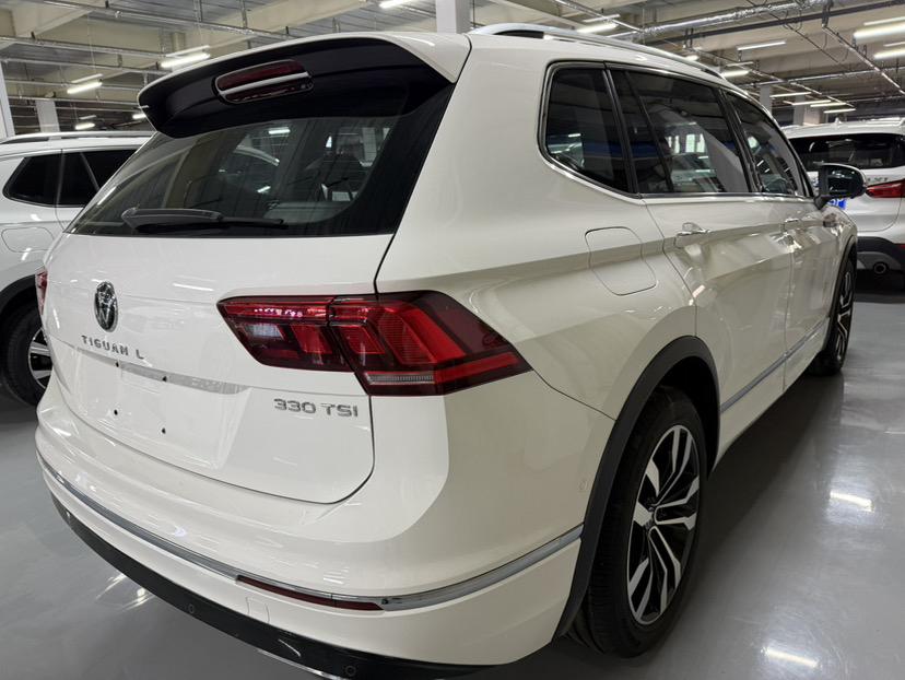 Volkswagen Tiguan 2021 thumb 4