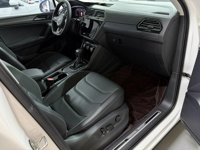 Volkswagen Tiguan 2021 thumb 8