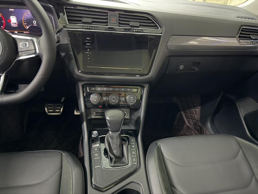 Volkswagen Tiguan 2021 thumb 10