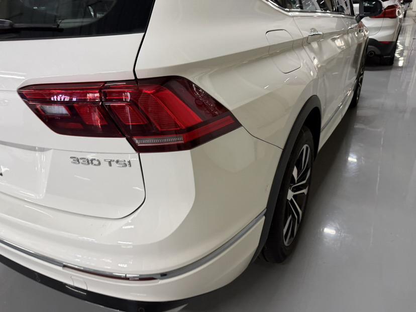 Volkswagen Tiguan 2021 thumb 11