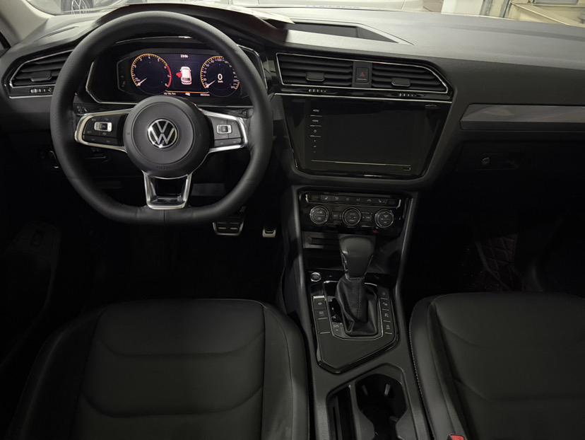 Volkswagen Tiguan 2021 thumb 12