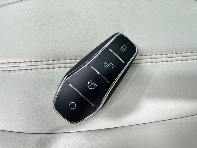 BYD Song 2024 thumb 9