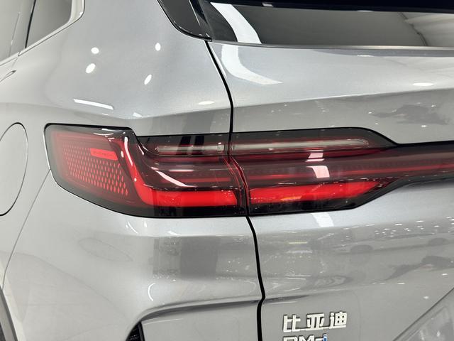 BYD Song 2024 thumb 11