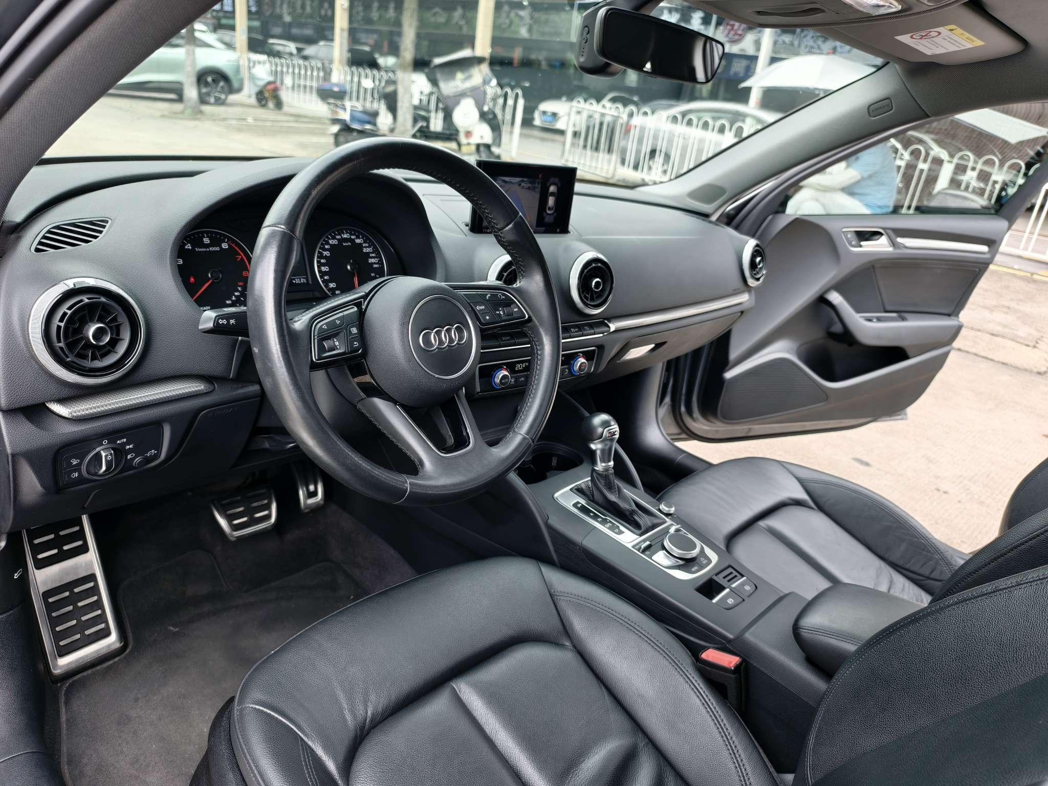 Audi A3 2019 thumb 7