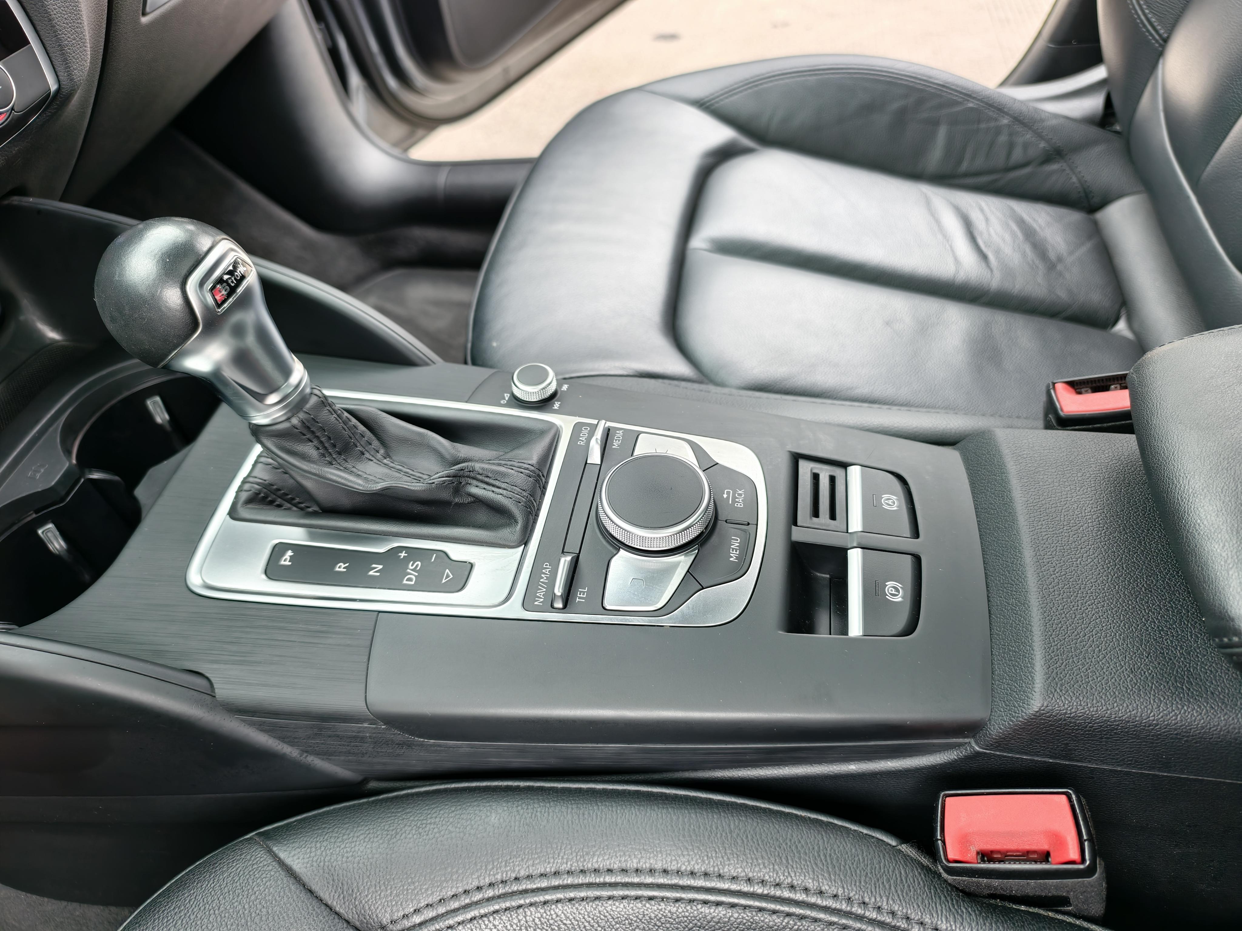 Audi A3 2019 thumb 9