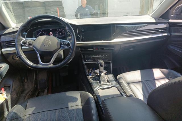 Volkswagen Passat 2022 thumb 11
