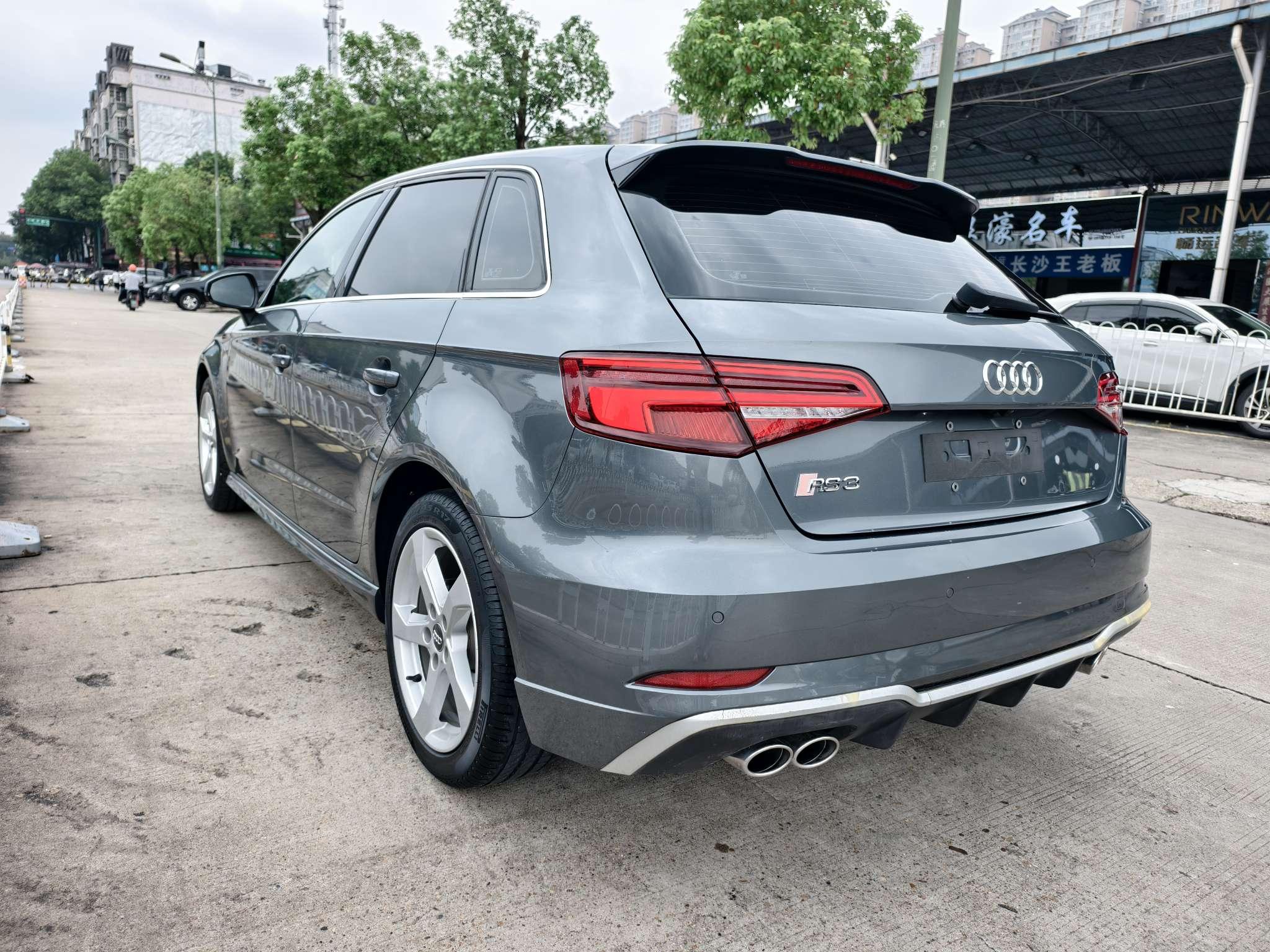 Audi A3 2020 thumb 2