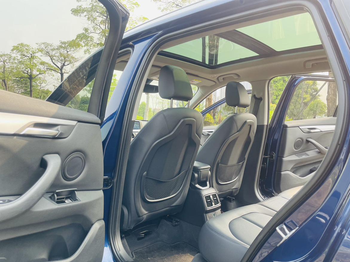 BMW X1 2018 thumb 11