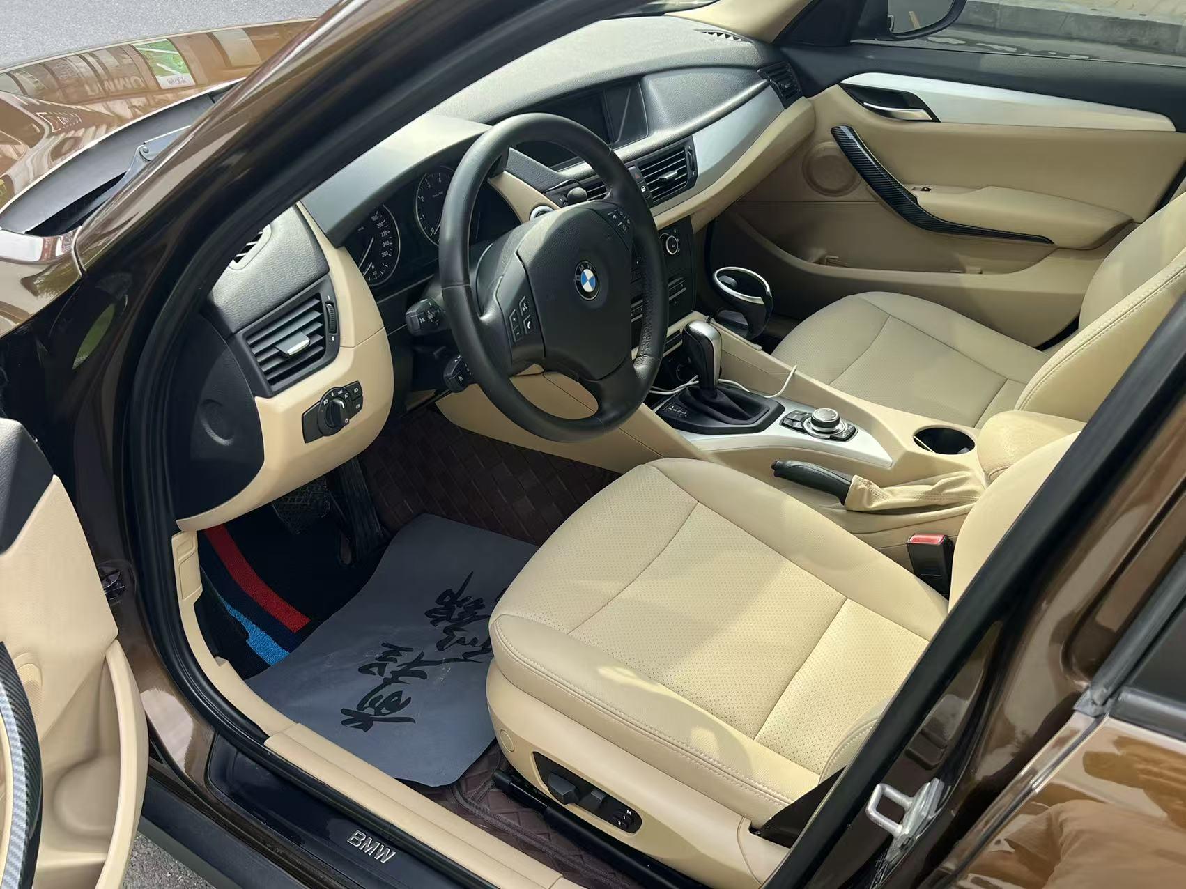 BMW X1 2012 thumb 6