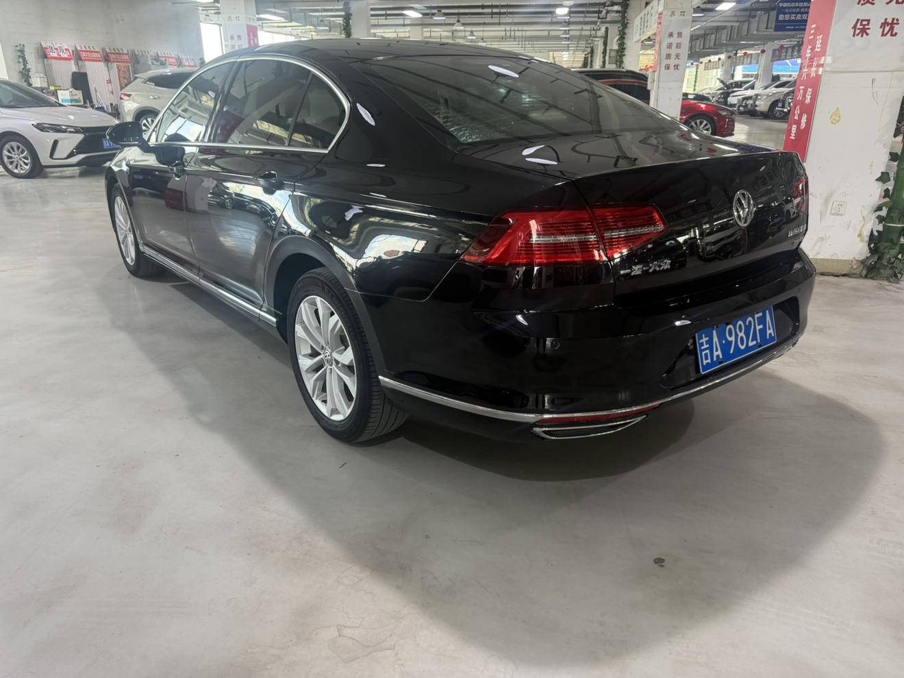 Volkswagen Magotan 2017 thumb 11