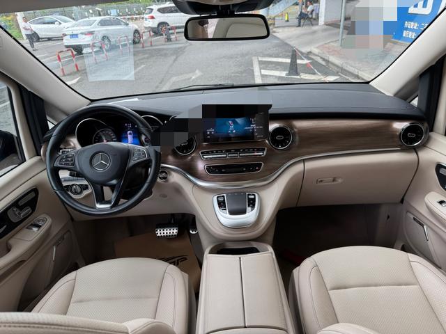 Mercedes-Benz V-Класс 2022 thumb 9