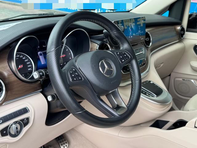Mercedes-Benz V-Класс 2022 thumb 10