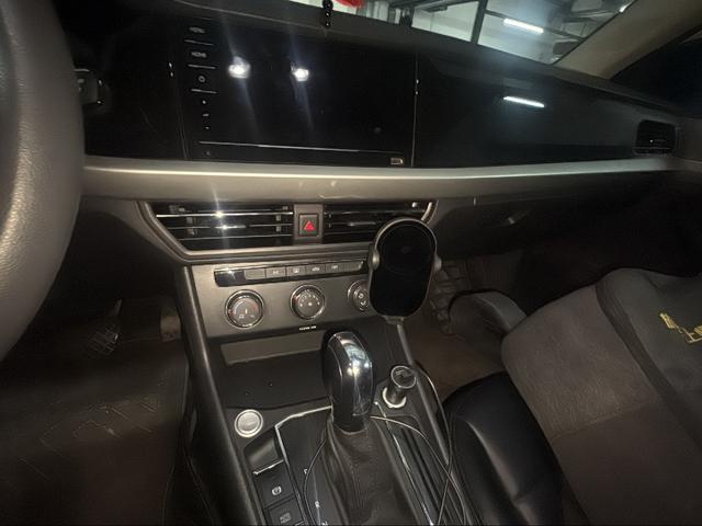 Volkswagen Lavida XR 2021 thumb 6