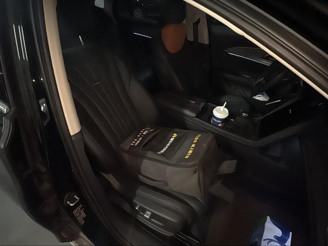 Hongqi H5 2024 thumb 9