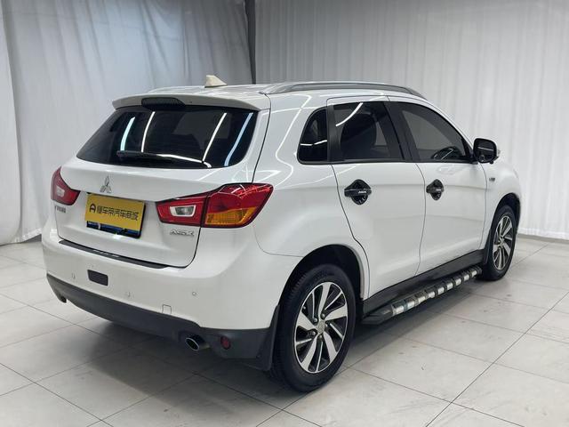 Mitsubishi ASX 2018 thumb 5