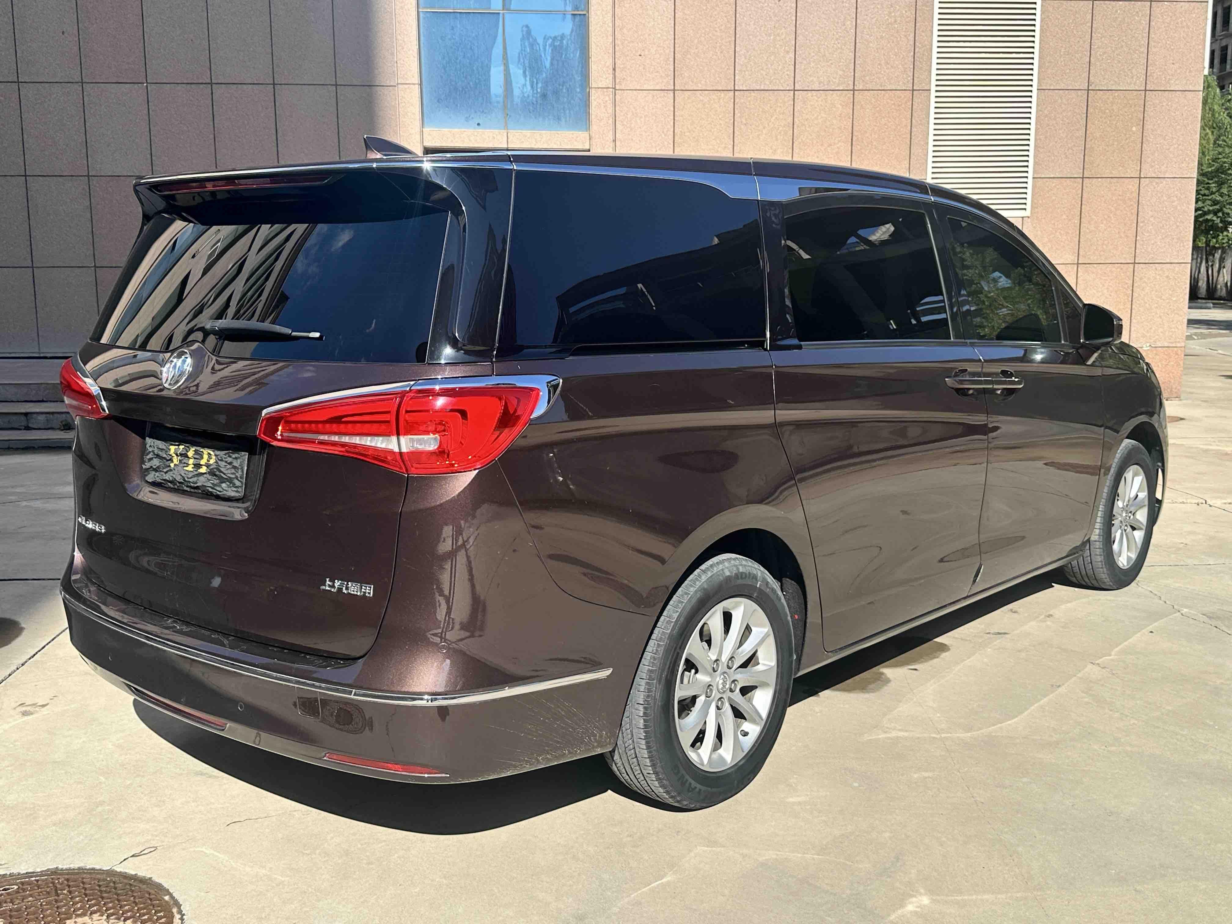 Buick GL8 2017 thumb 4