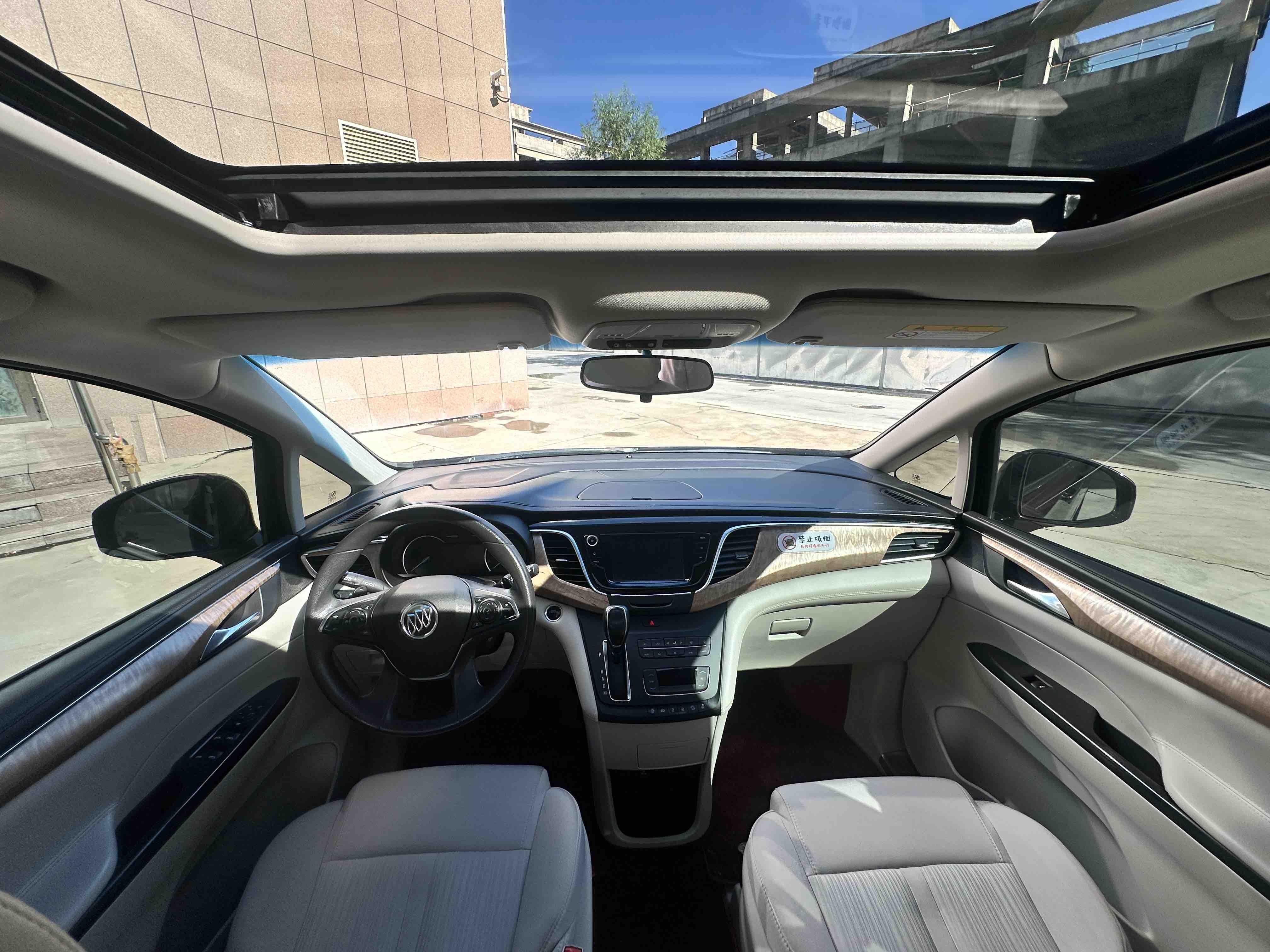 Buick GL8 2017 thumb 6