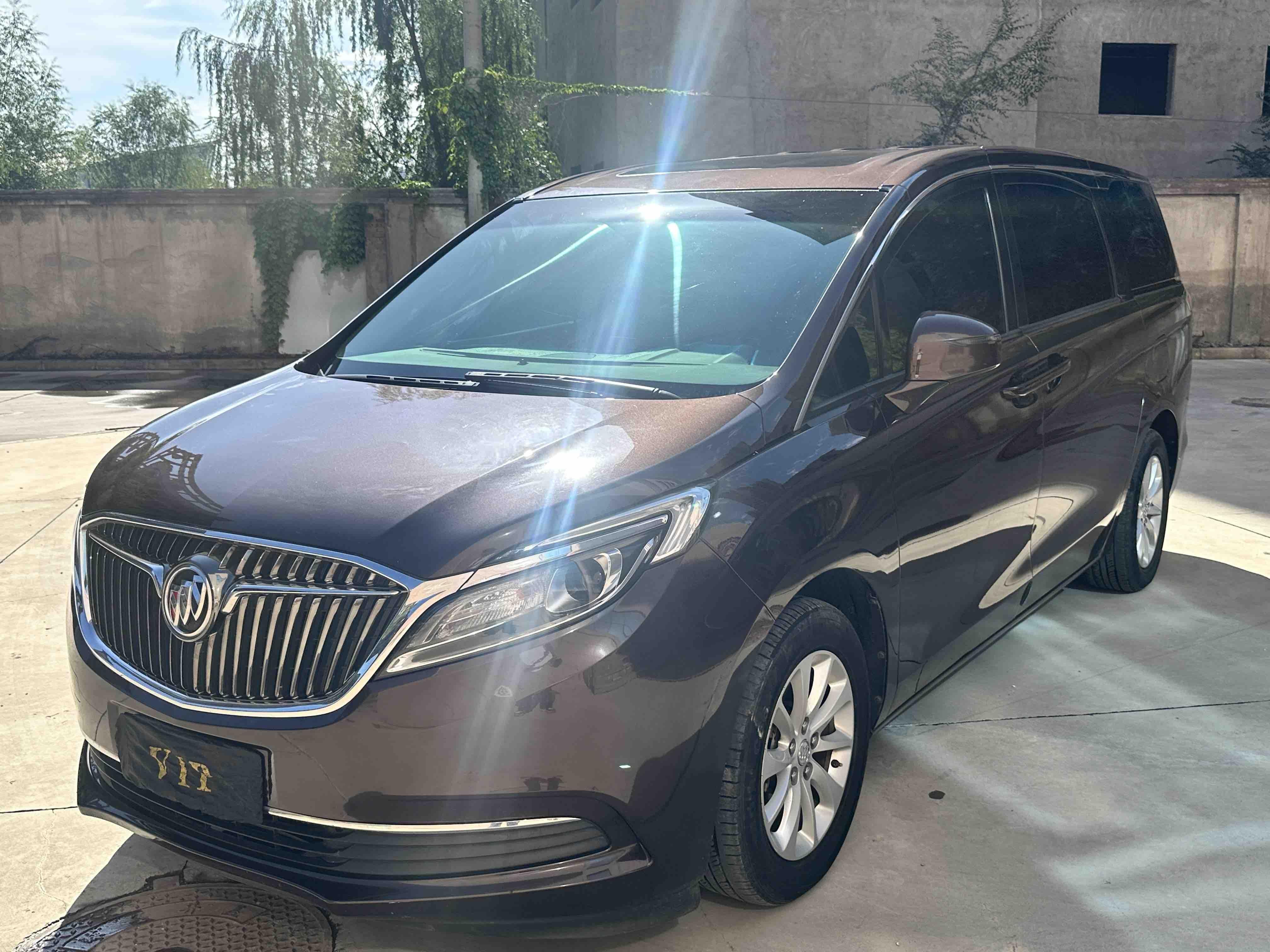 Buick GL8 2017 thumb 9