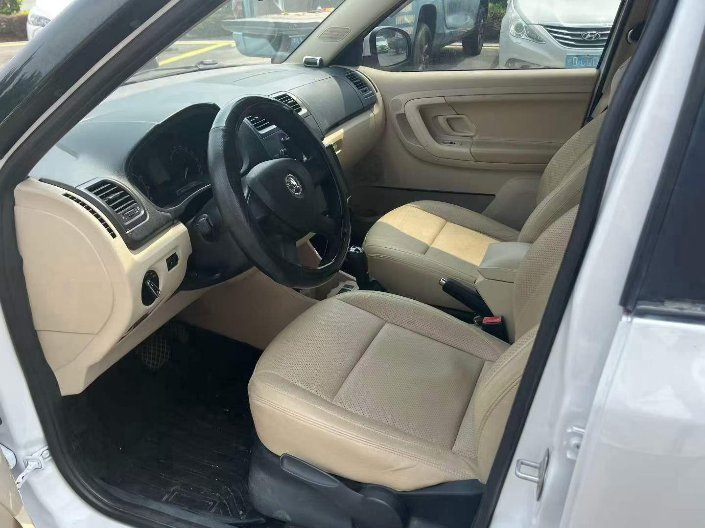 Skoda Jing Rui 2014 thumb 6