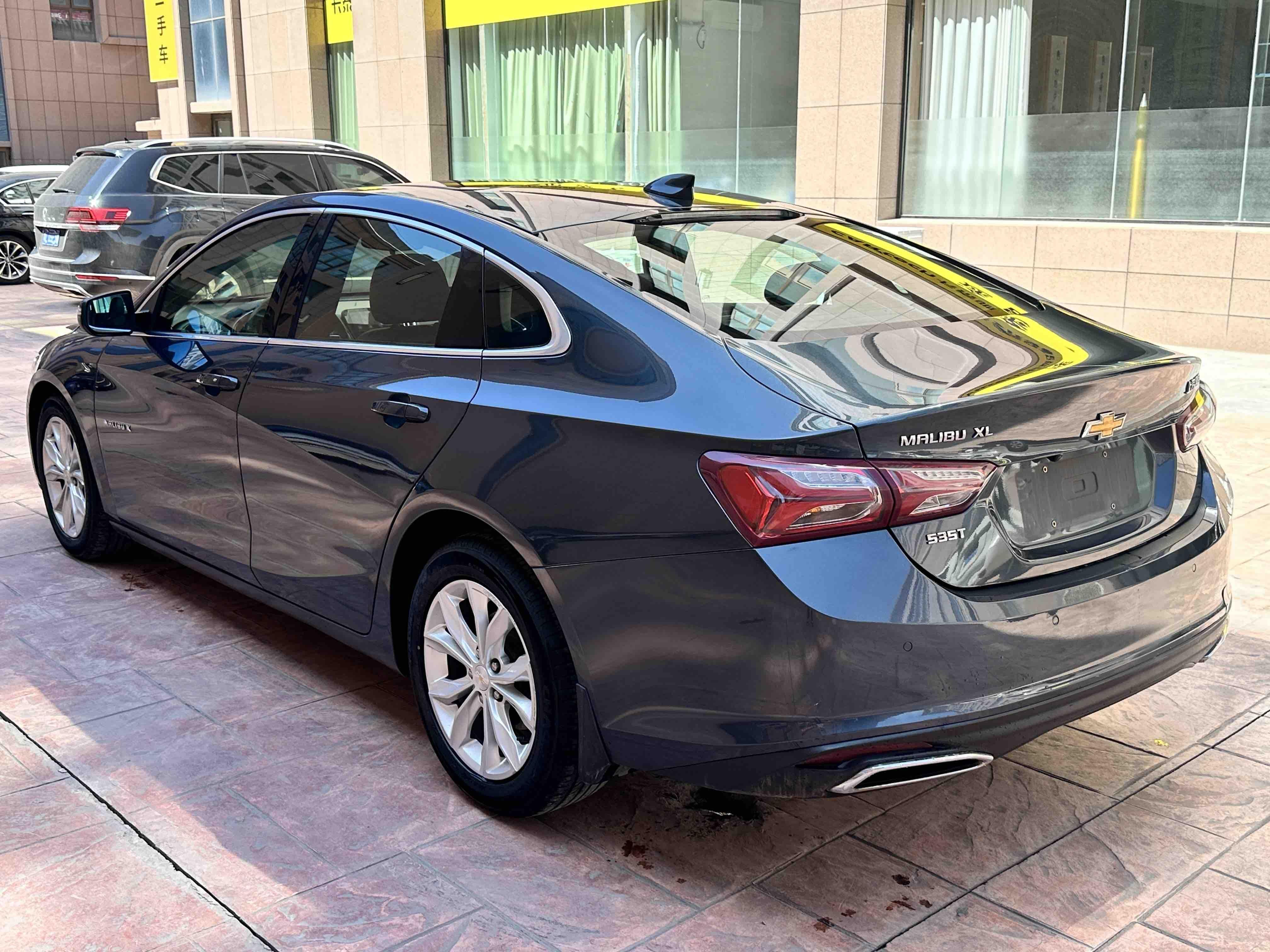 Chevrolet Malibu 2019 thumb 12