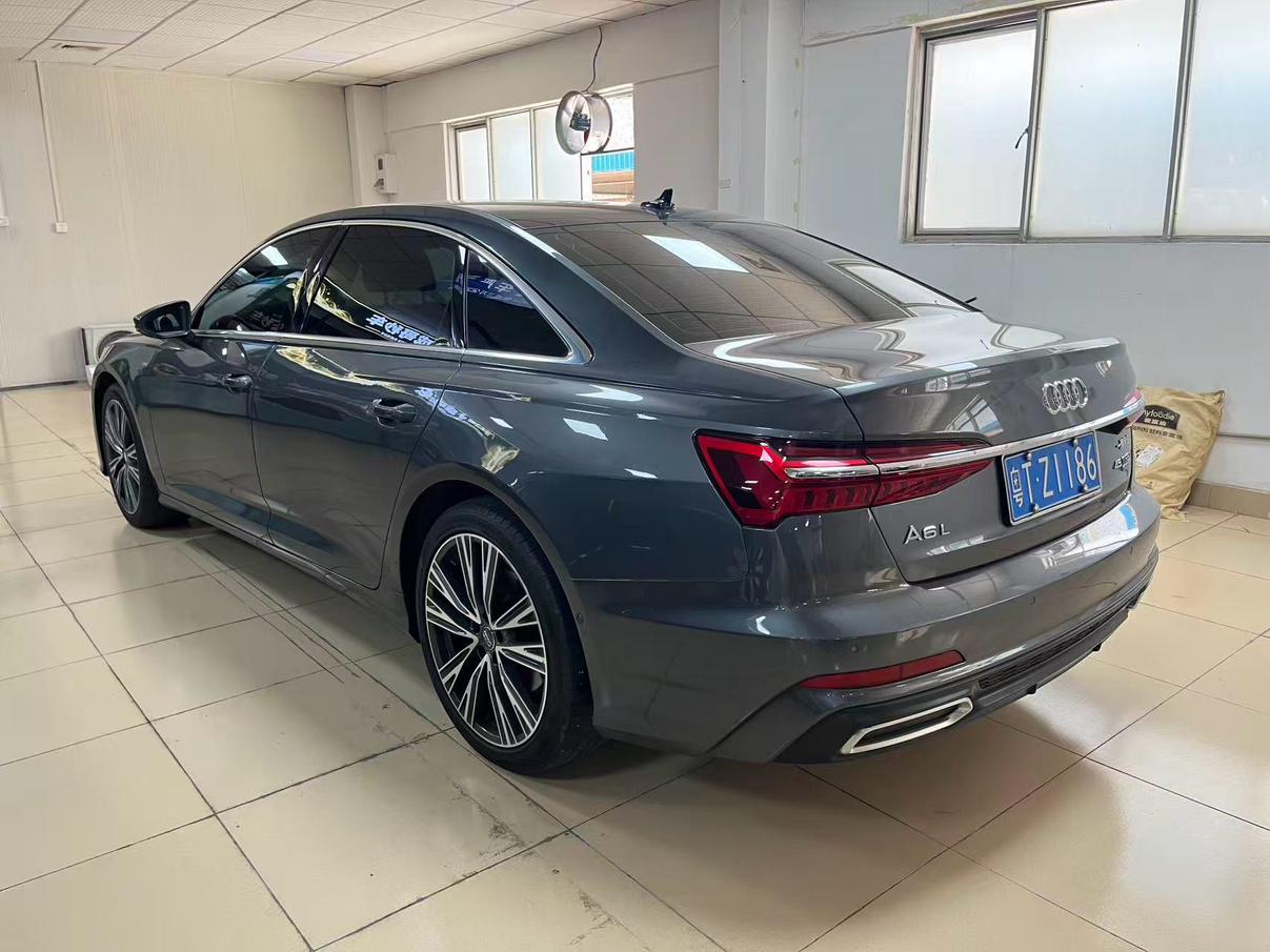 Audi A6 2019 thumb 11