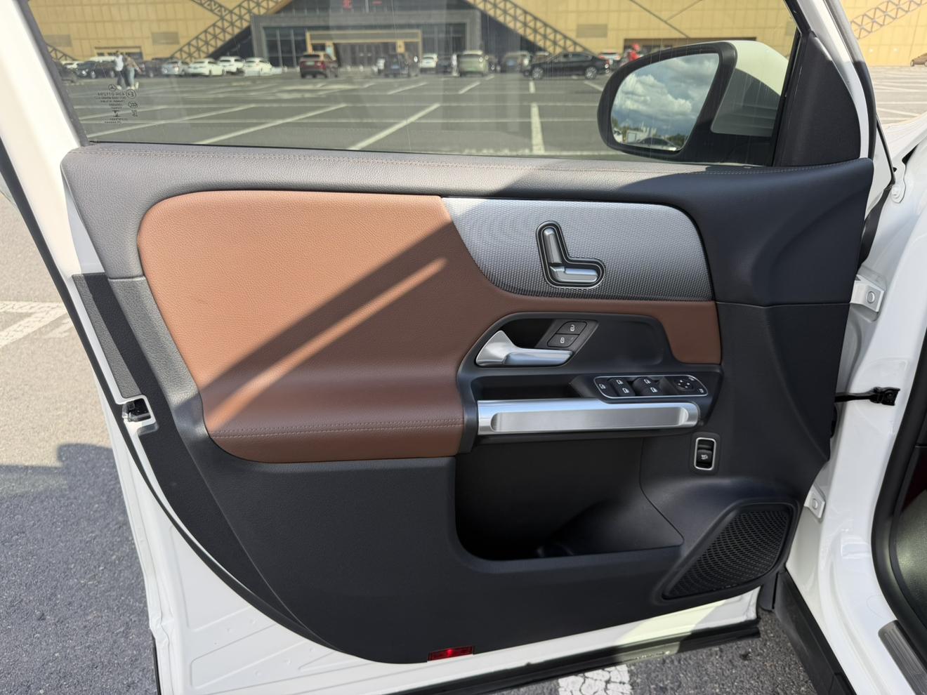 Mercedes-Benz GLB 2021 thumb 6