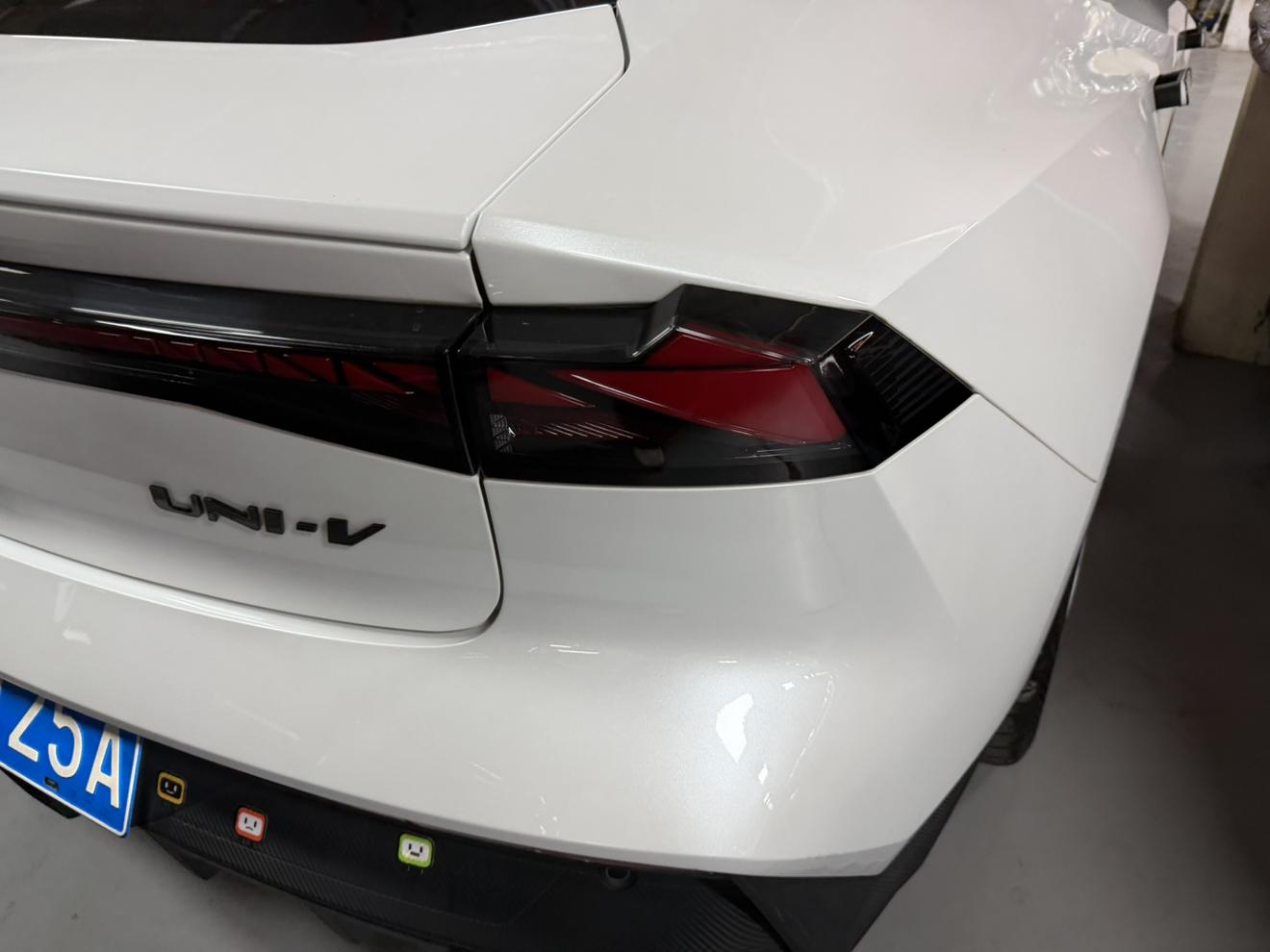 Changan UNI-V 2023 thumb 7