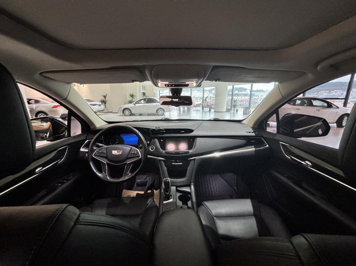 Cadillac XT5 2018 thumb 8