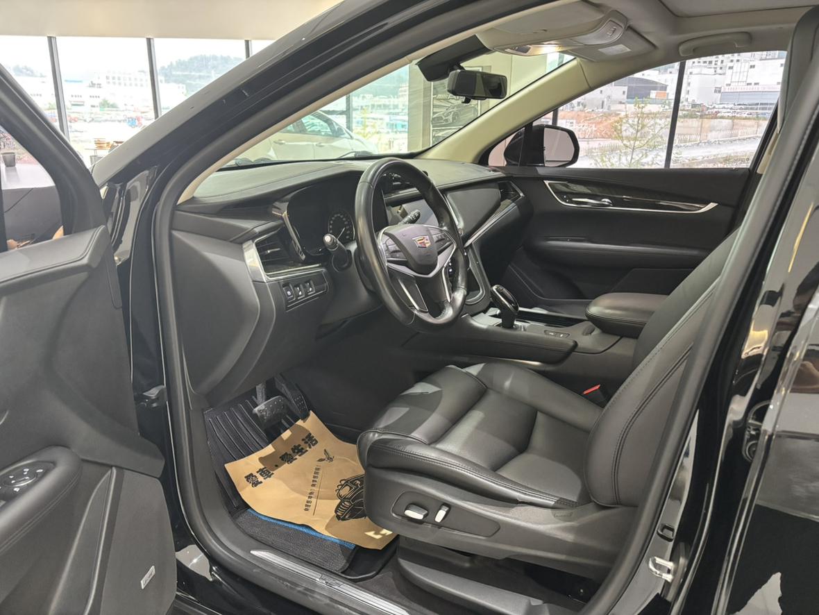 Cadillac XT5 2018 thumb 11