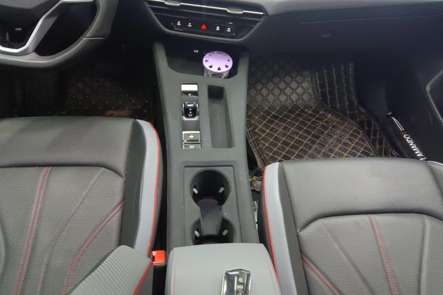 Volkswagen Lamando 2023 thumb 12