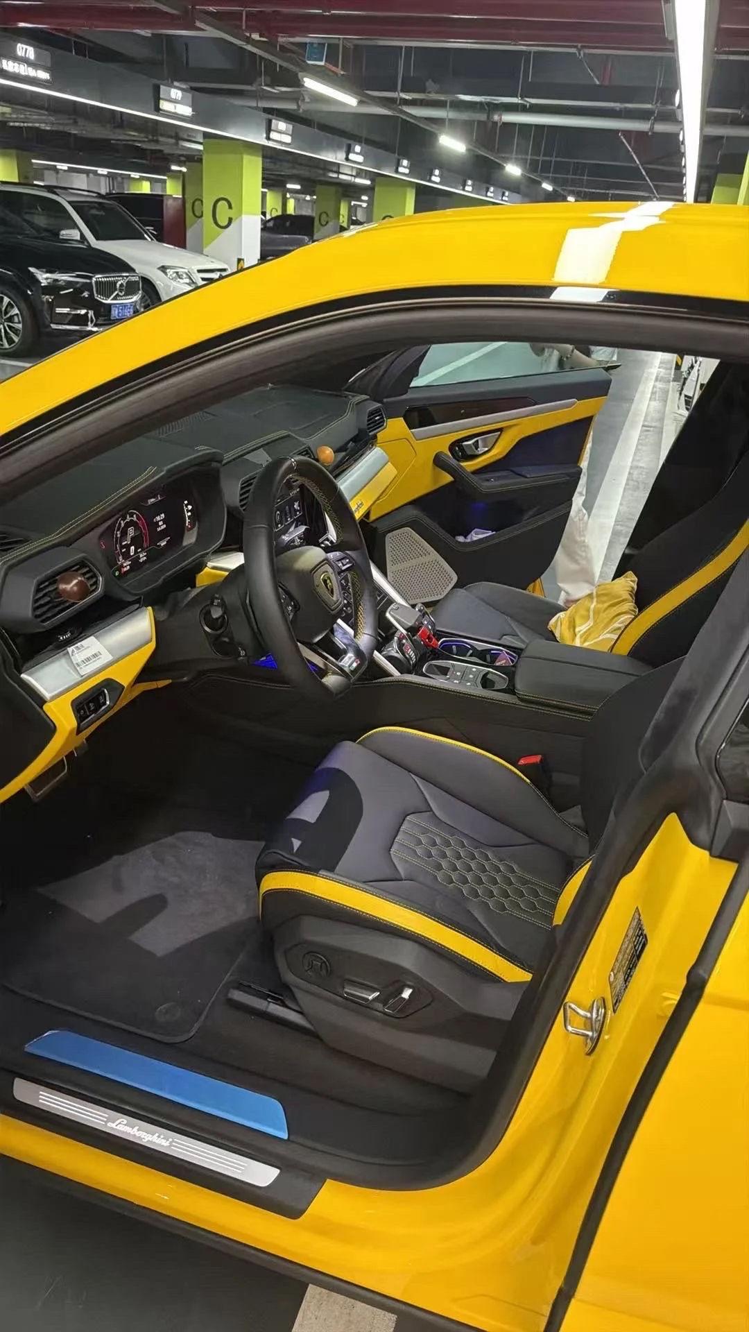 Lamborghini Urus 2023 thumb 4