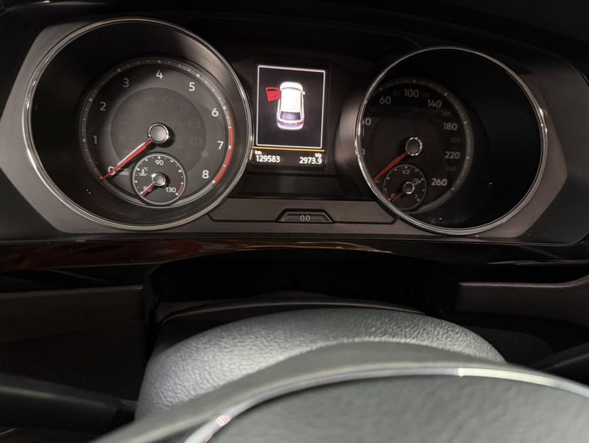Volkswagen Tiguan 2018 thumb 12