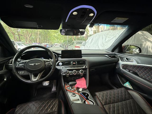 Genesis G70 2021 thumb 3