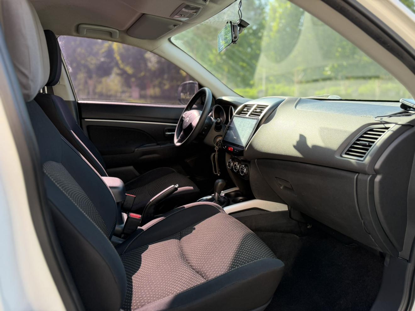 Mitsubishi ASX 2013 thumb 7