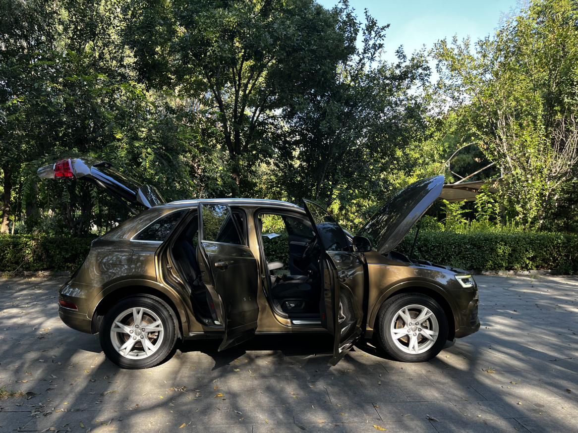 Audi Q3 2018 thumb 5