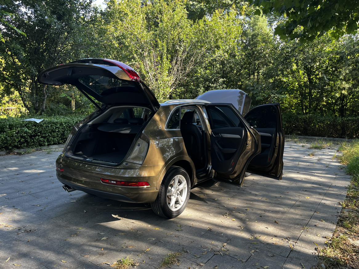 Audi Q3 2018 thumb 6