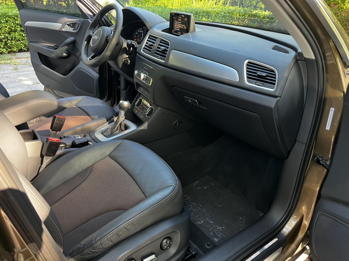 Audi Q3 2018 thumb 9