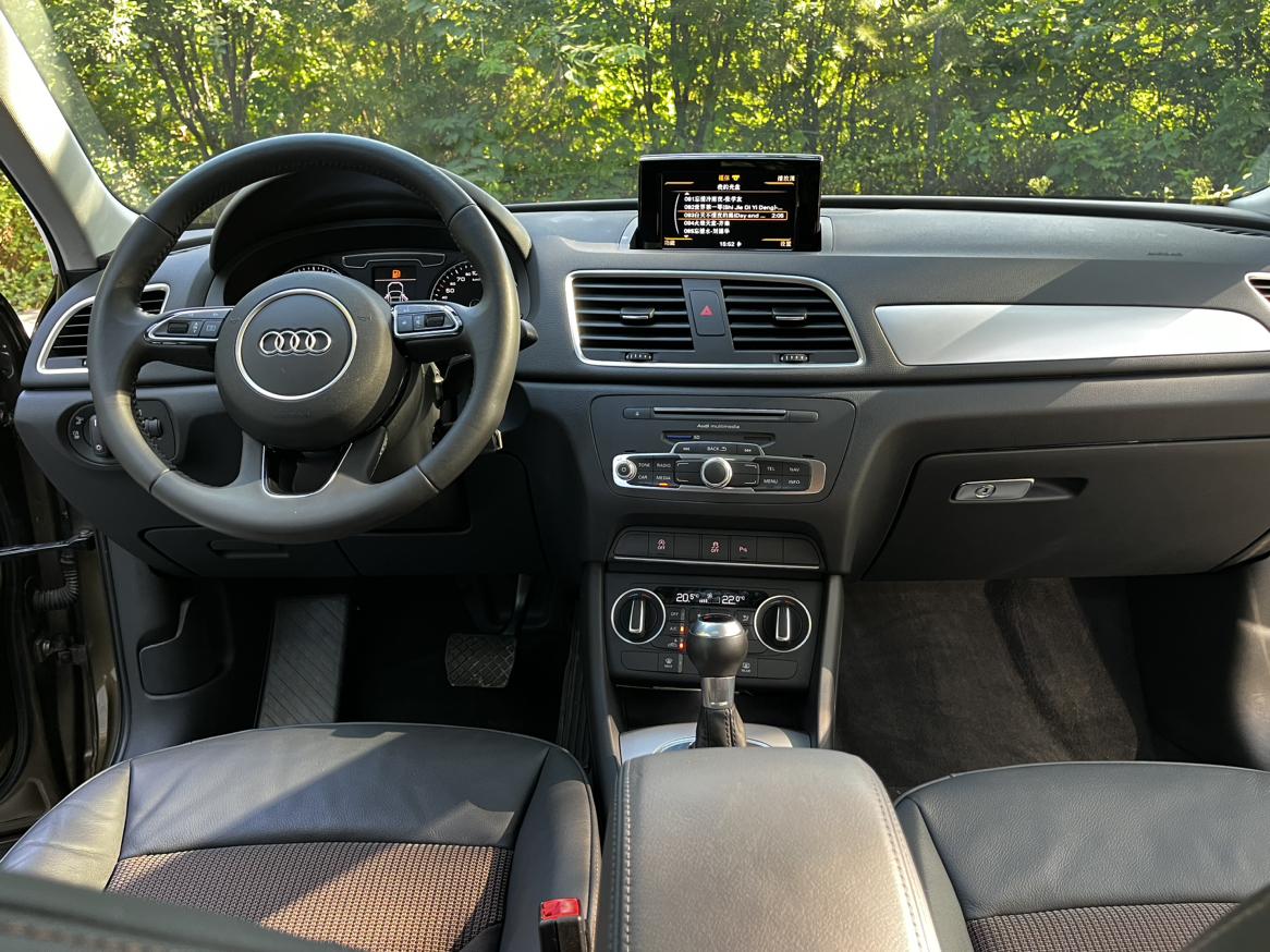 Audi Q3 2018 thumb 11