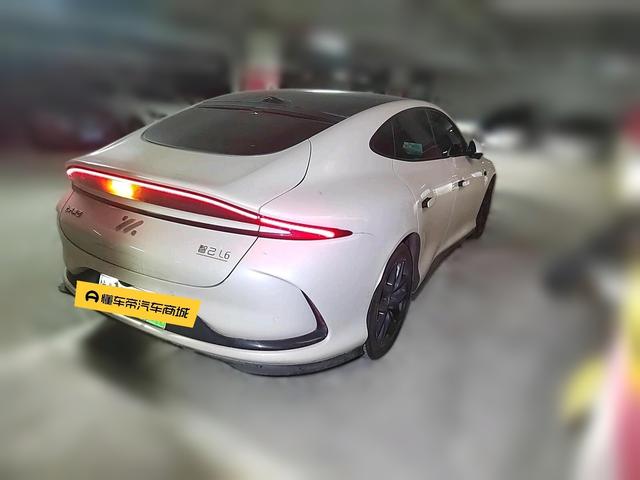 IM Motors (Zhiji) L6 2025 thumb 12